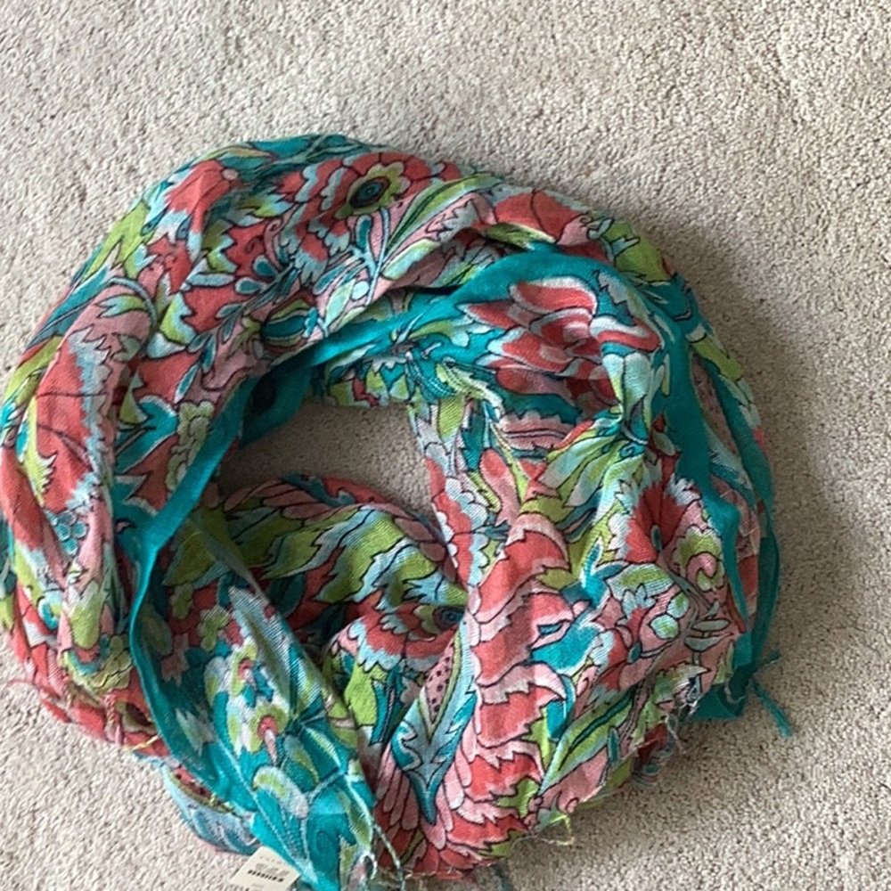 Linen scarf